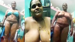 Tamil aunty sex pussy nude show to neighbor