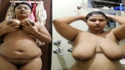 Milk Tanker Bhabhi Nude Bath Viral Hot Show